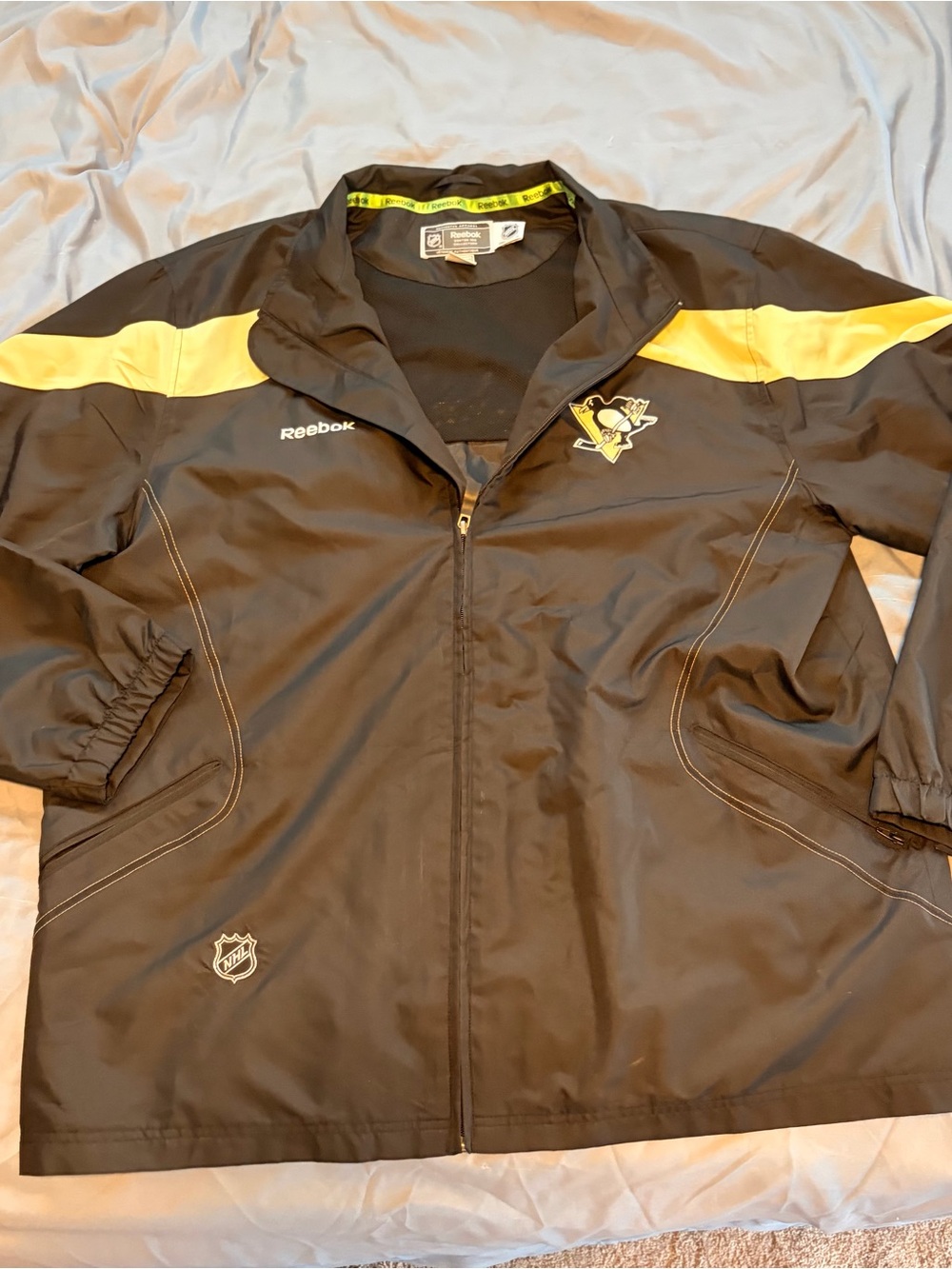 Reebok Pittsburgh Penguins NHL Center Ice Full Zip Windbreaker Jacket XL